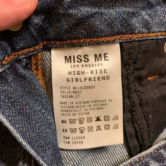 Miss Me High-Rise‎ Girlfriend Jeans - Picture 8 of 12